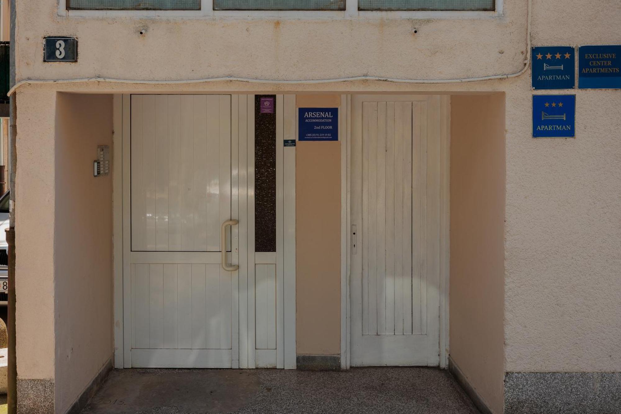 Guest House Arsenal Accommodation Задар Екстериор снимка